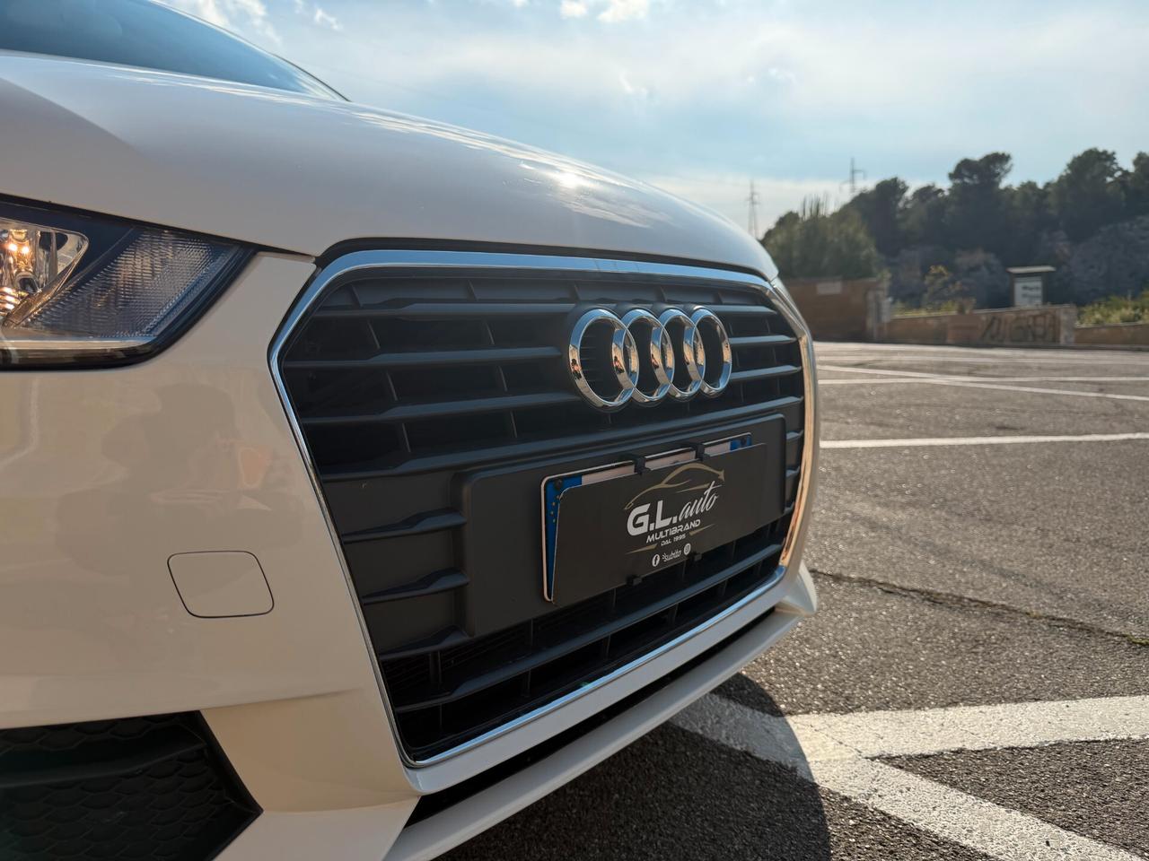 Audi A1 SPB ADMIRED/1.4 TDI 90CV/NAVI/NEOPATENTATI