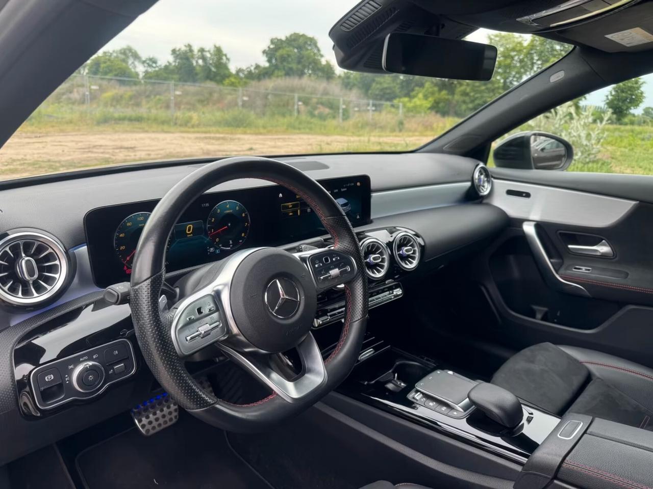 Mercedes-benz A 180 Premium AMG 136CV MBUX