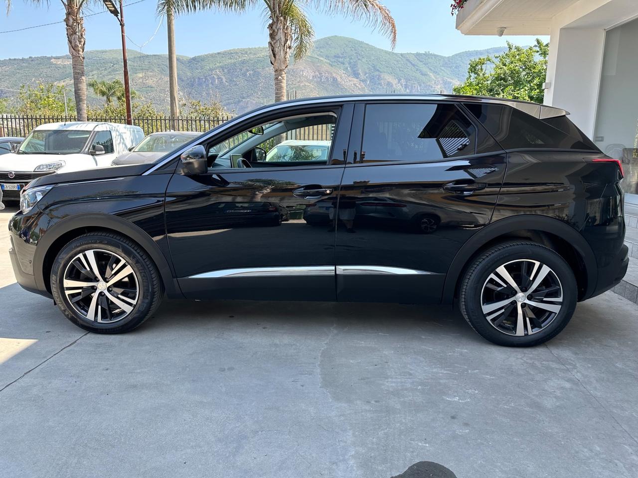 Peugeot 3008 BlueHDi 130 S&S EAT8 Allure