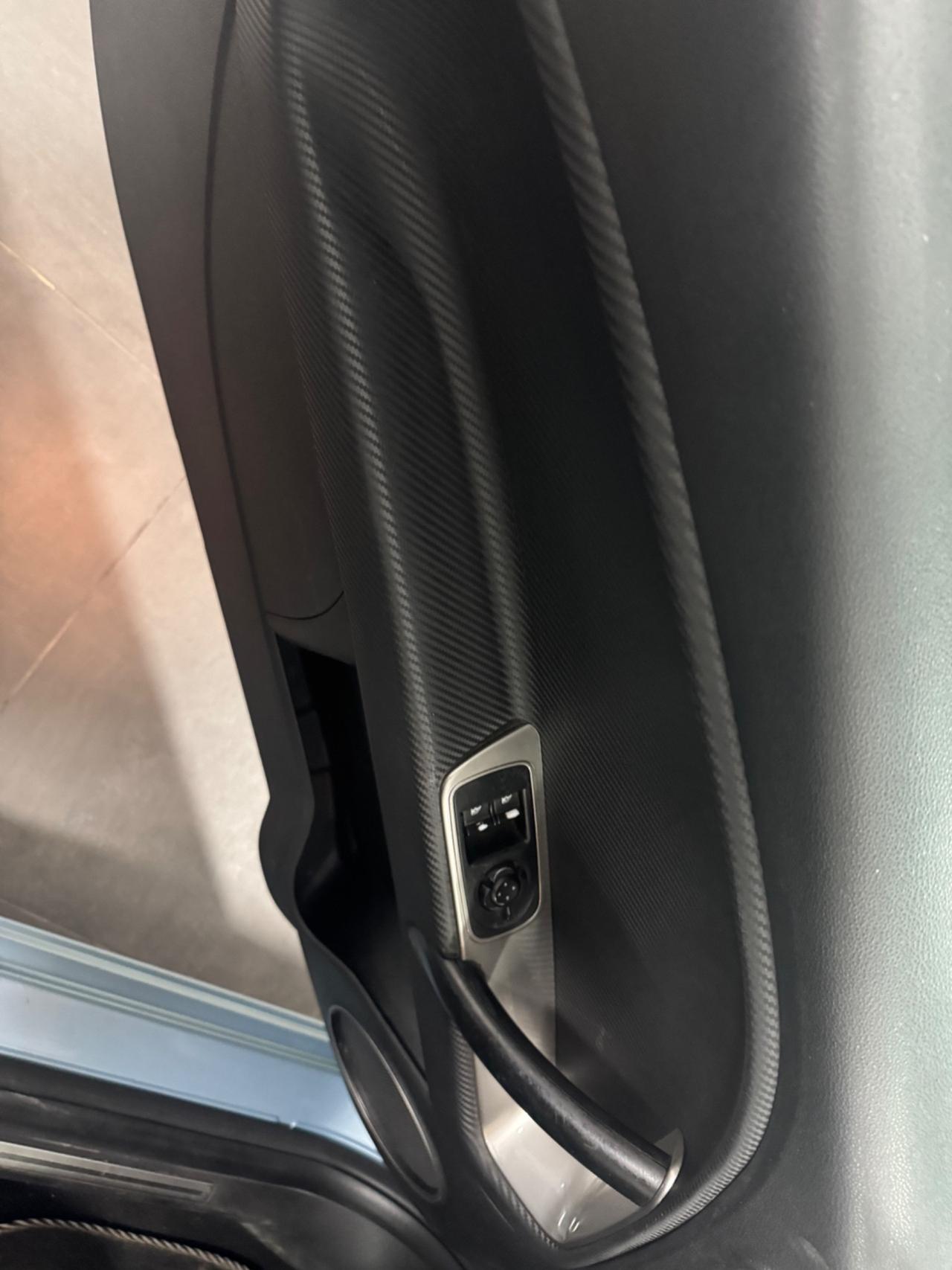 Alfa Romeo MiTo 1.6 JTDm 16V Distinctive Sport Pack