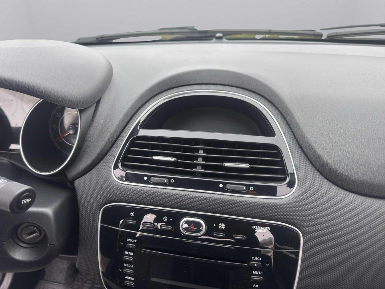 Fiat Punto 1.3 MJT 95 CV STREET-CRUISE-SENSORI-X NEOPATENTATI