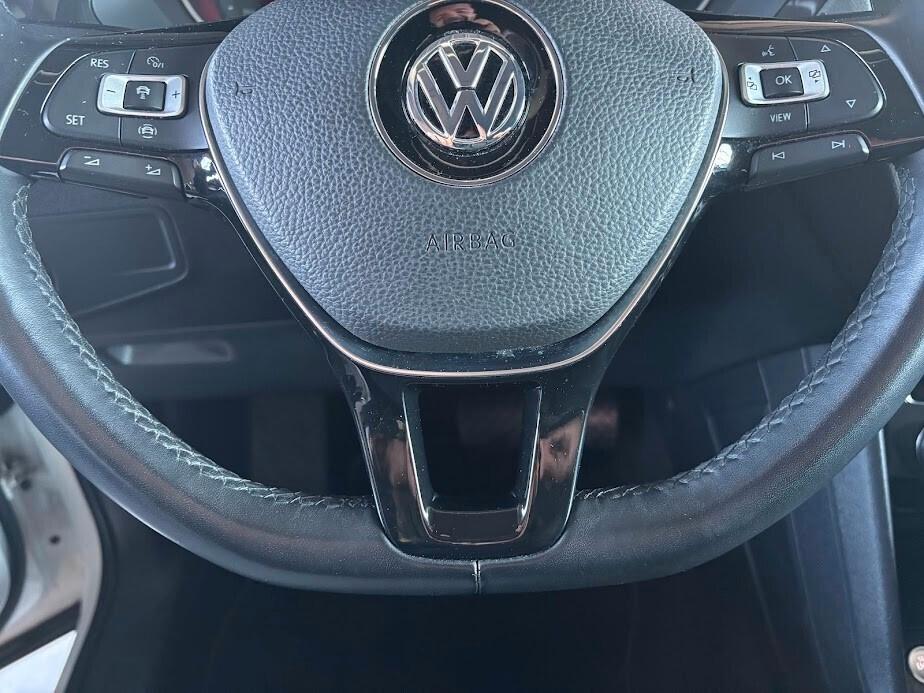 Volkswagen Tiguan 2.0 TDI SCR DSG 4MOTION Business BMT