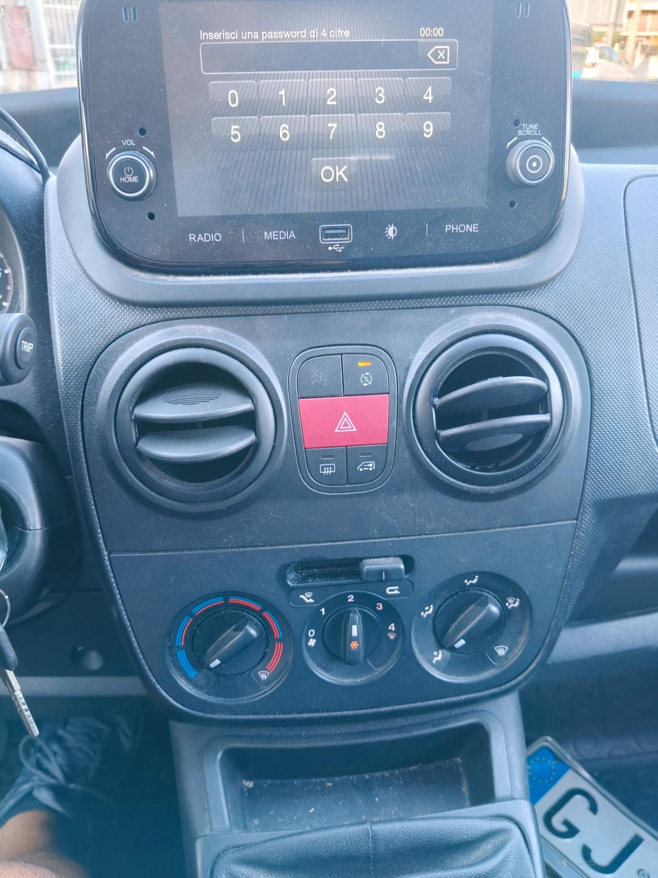 Fiat Fiorino 1.3 MJT 80CV Cargo SINISTRATO