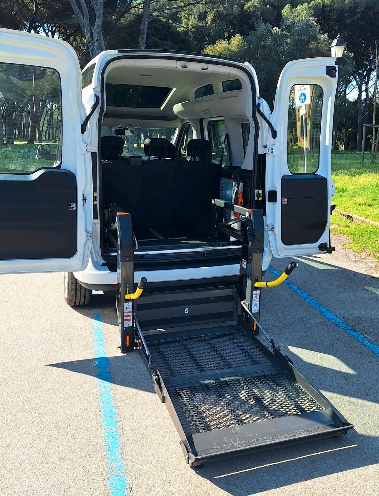 Fiat Doblo Doblò 1.6 MJT 120CV Tetto Alto - Allest. Disabili