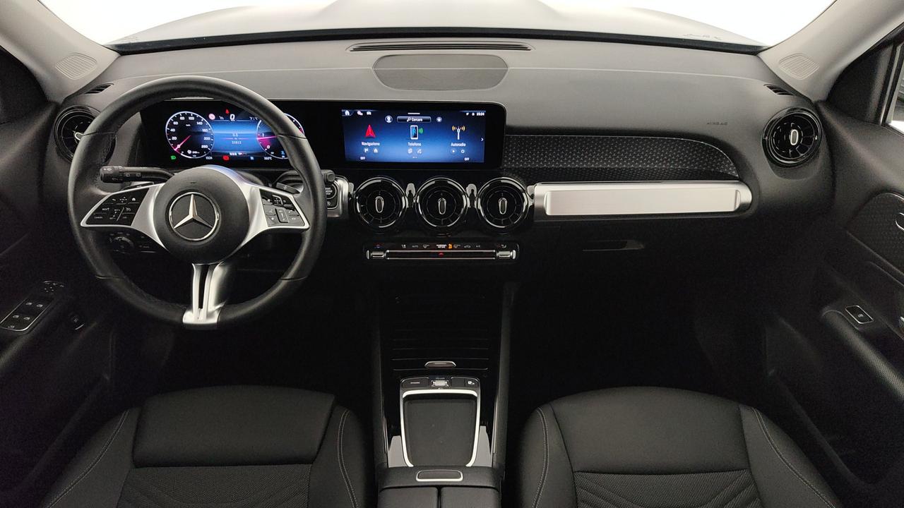 Mercedes-Benz GLB 180 d Advanced auto