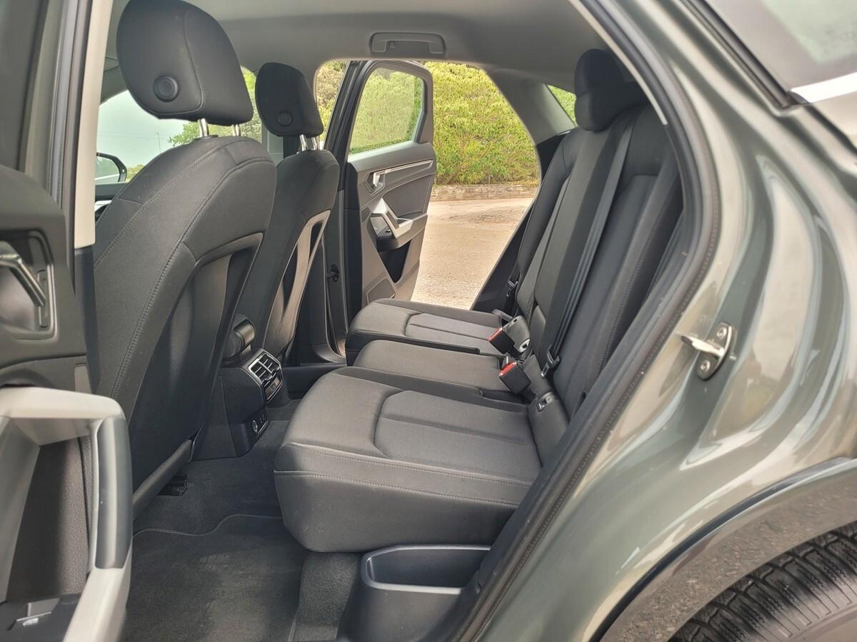 Audi Q3 SPB 35 TDI S tronic Business Plus