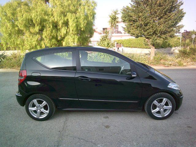 MERCEDES-BENZ A 200 CDI Coupé Avantgarde