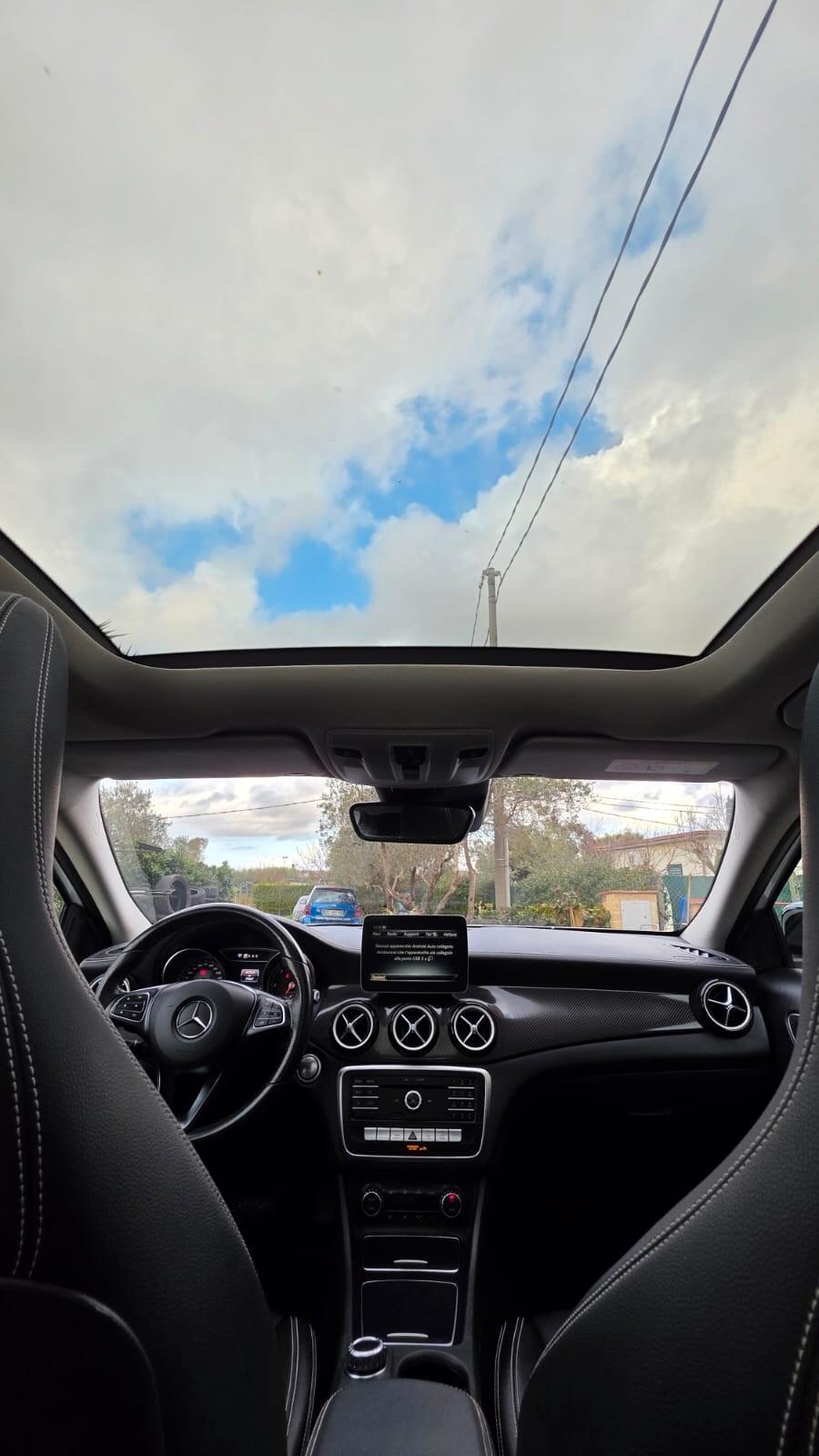Mercedes-benz GLA 200 d Automatic Premium