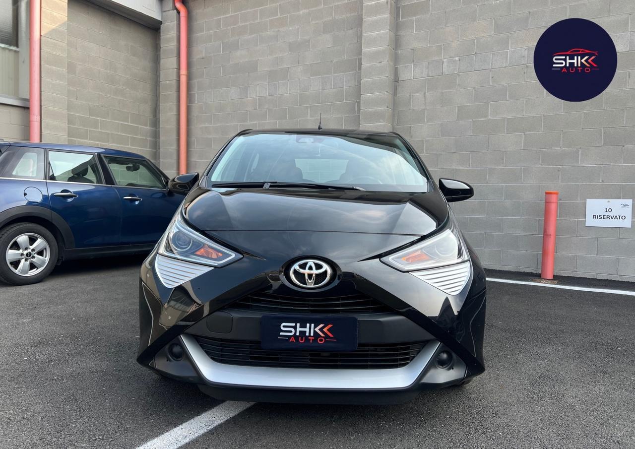Toyota Aygo Connect 1.0 VVT-i 72 CV 5 porte x-clusiv MMT