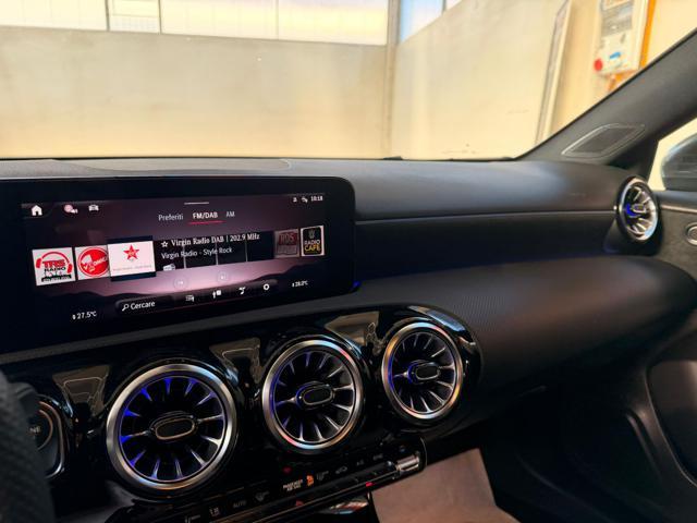 MERCEDES-BENZ A 200 Automatic AMG Line Premium