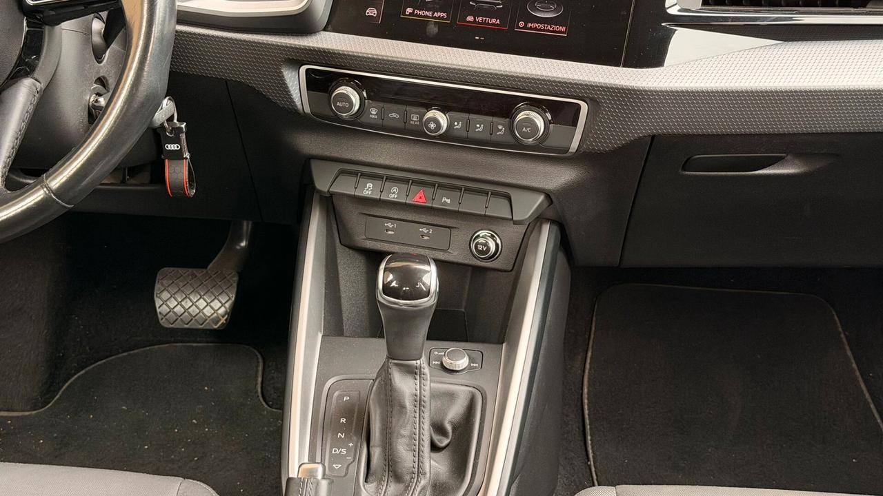 Audi A1 SPB 30 TFSI S tronic Identity Black