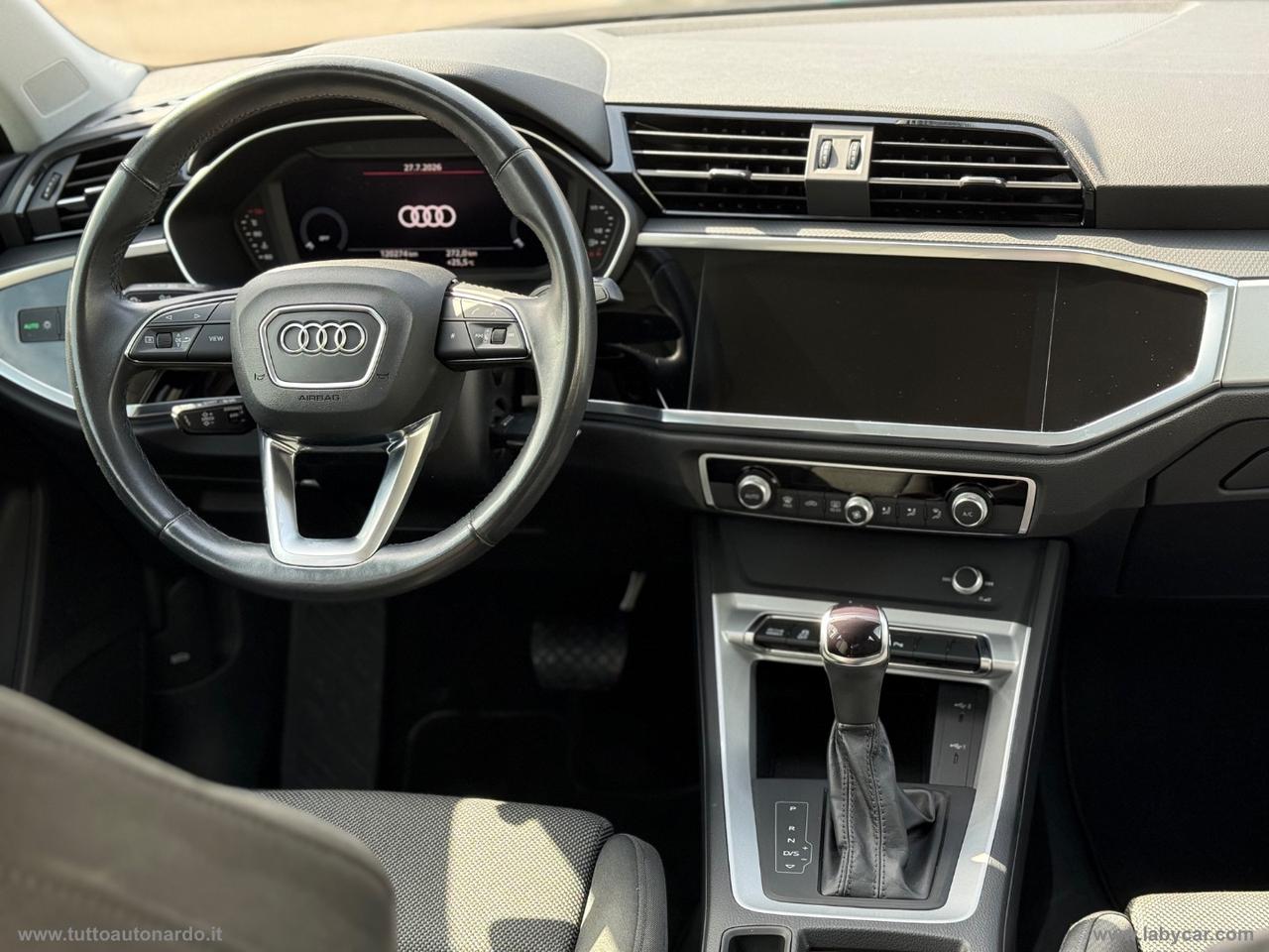 AUDI Q3 SPB 35 TDI quattro S tr. Ident. Black
