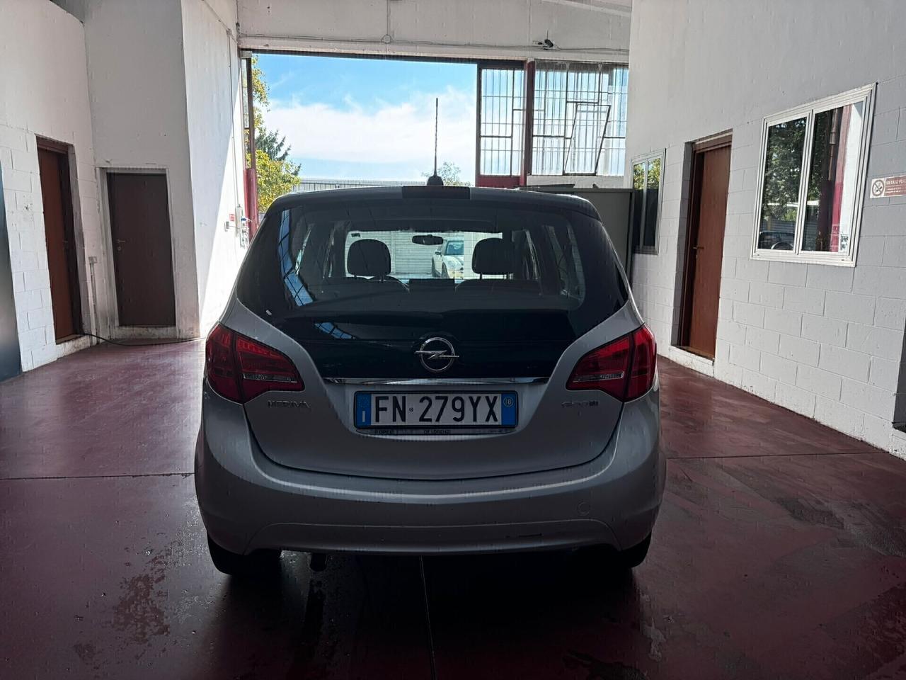 Opel Meriva 1.6 cdti STARTeSTOP COSMO NEOPAT e 6b può circolare dappertutto