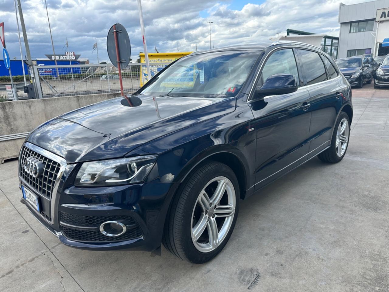 Audi Q5 2.0 TFSI 211 CV quattro S LINE S stronic