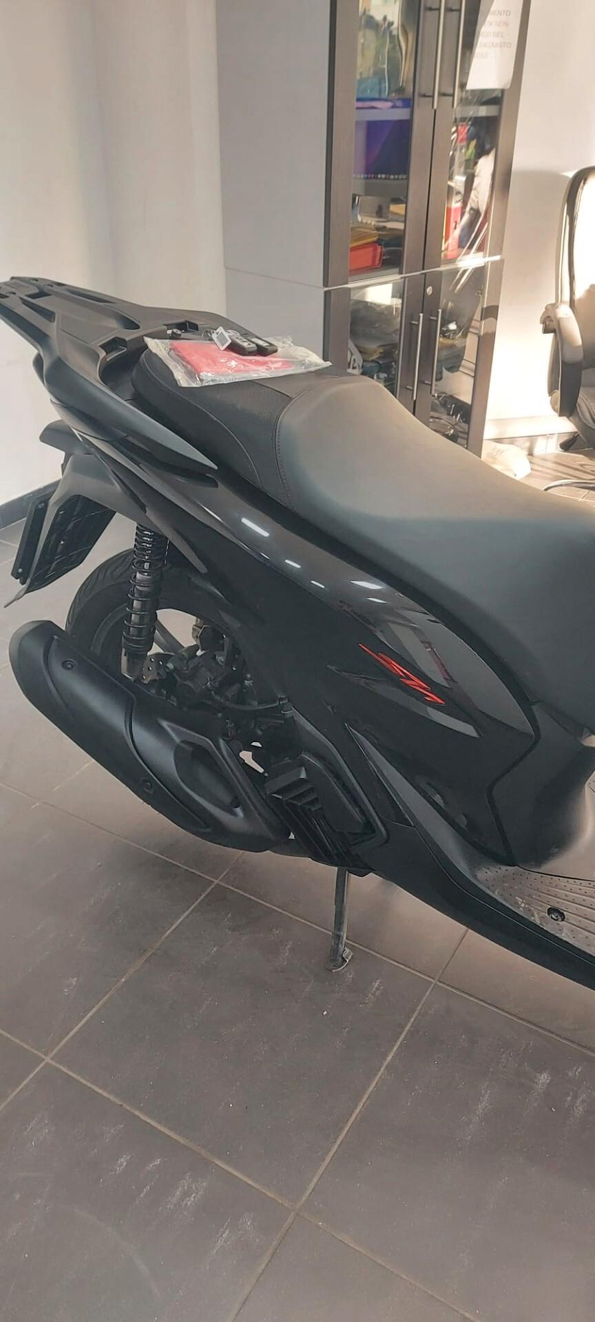 Honda SH 125 sport