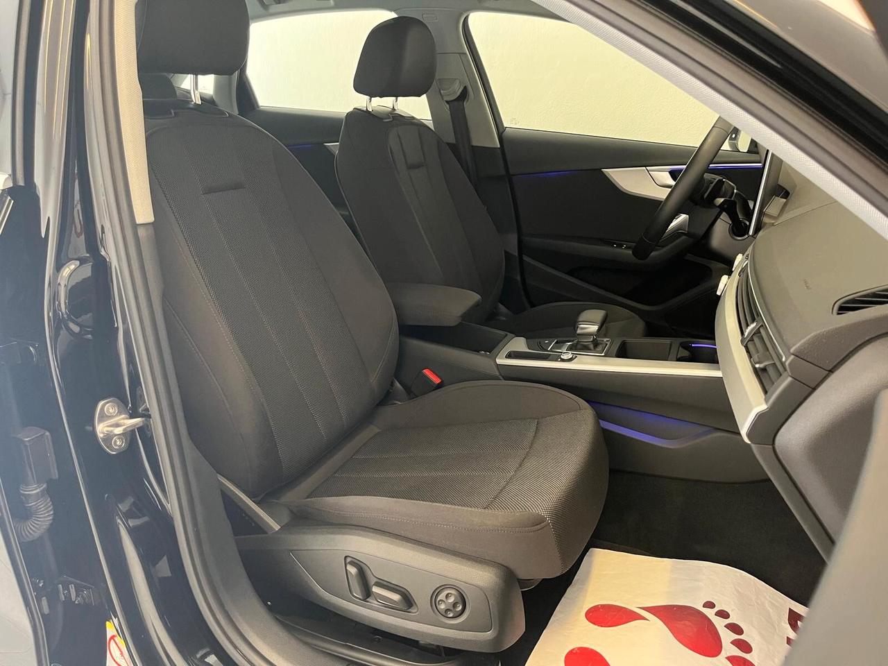 Audi A4 30 TDI Advanced S tronic