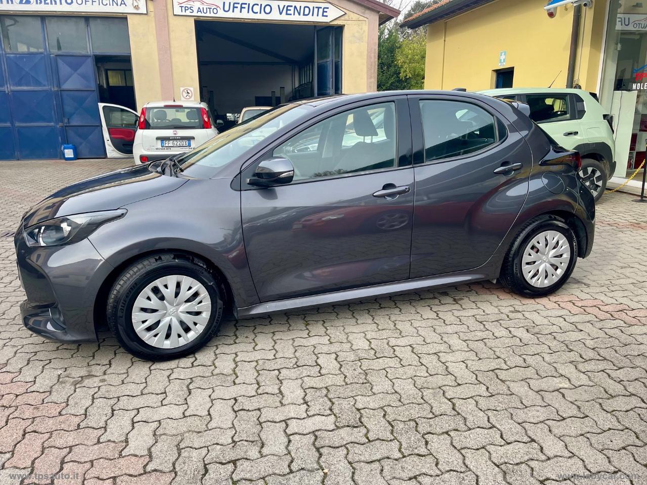 TOYOTA Yaris 1.0 5p. Business