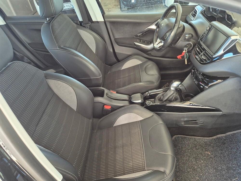 Peugeot 2008 BlueHDi 100 Allure