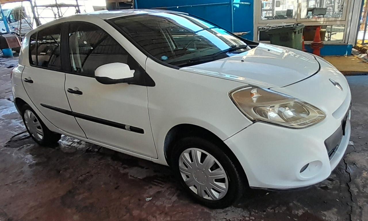 Renault Clio 1.2 16V 5 porte GPL Confort