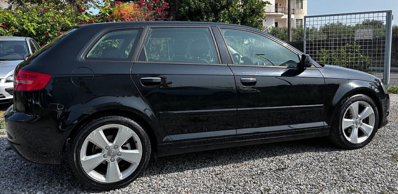 Audi A3 SPB 1.6 TDI 105 CV CR Ambition