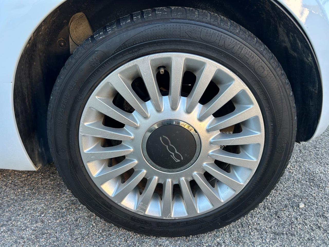 Fiat 500 1.2 Lounge ideale per neo patentati