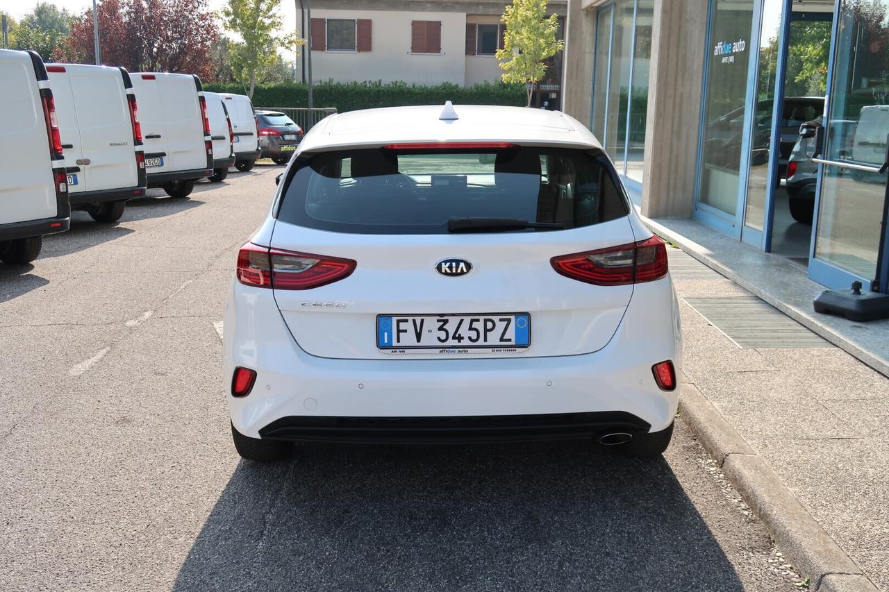 Kia Ceed 1.6 CRDi 115 CV DCT 5p. Business Class