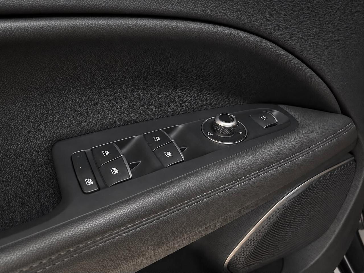 Alfa Romeo Stelvio 2.2 t VELOCE Q4 210 cv AT8