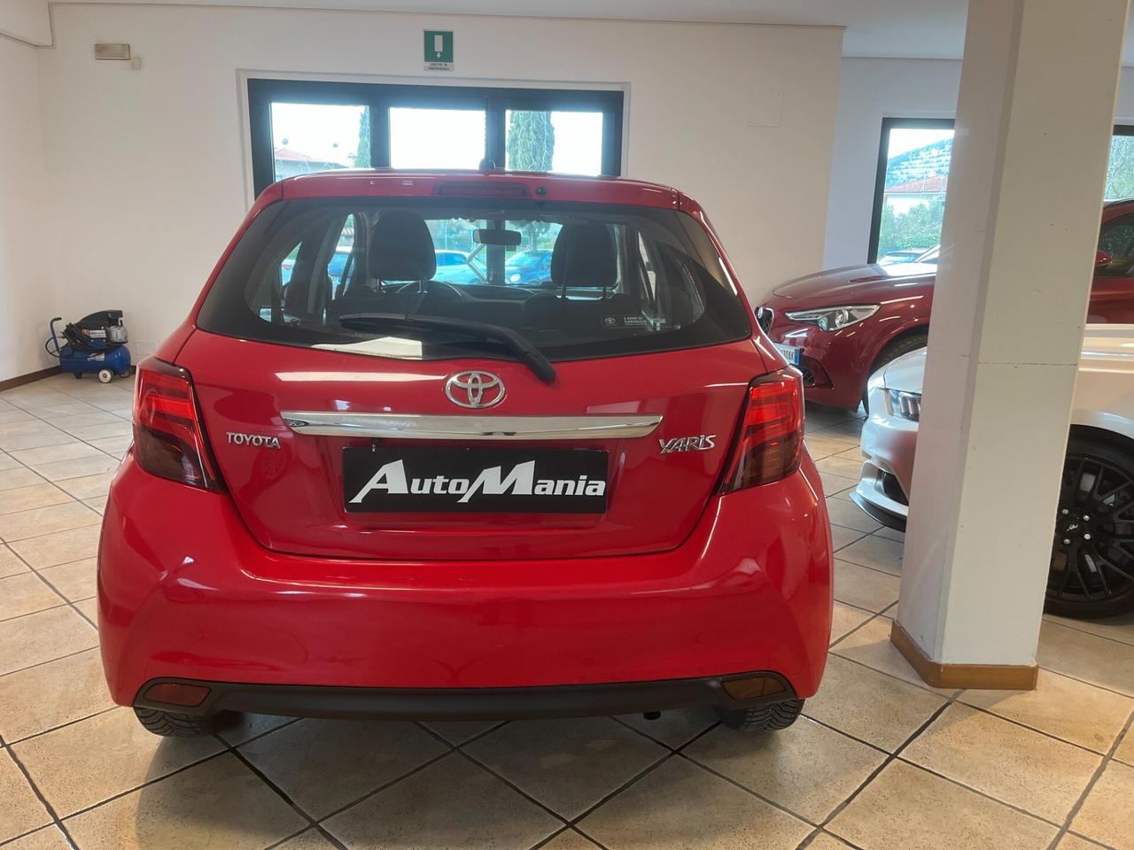 Toyota Yaris 1.0 5 porte Lounge
