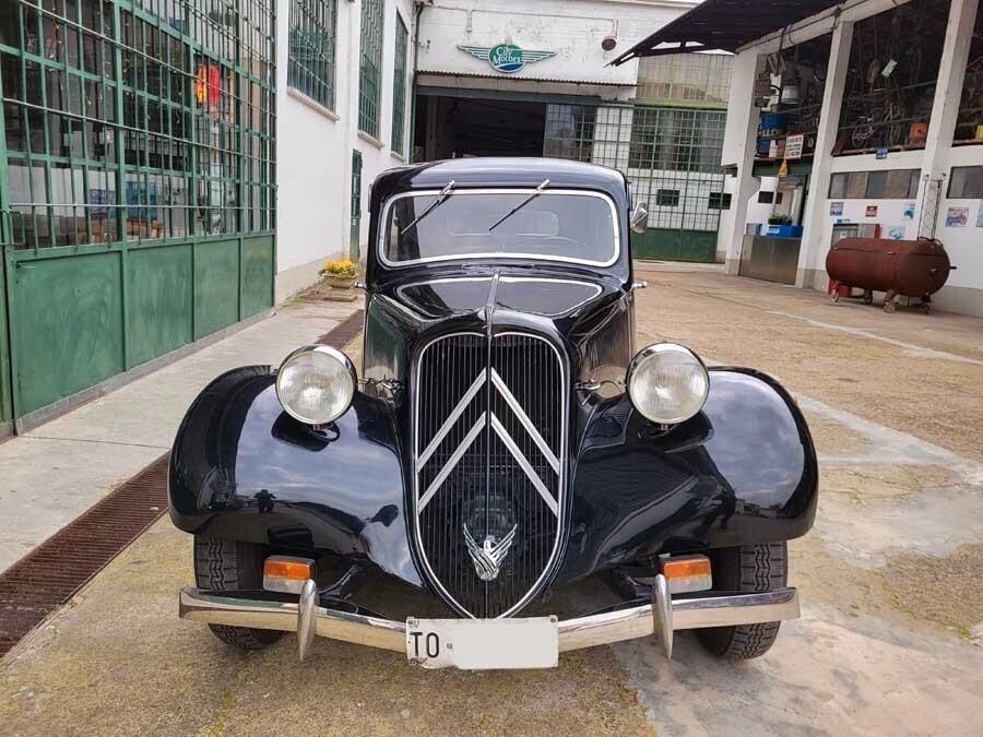 Citroen Traction Avant 11 BL – 1952