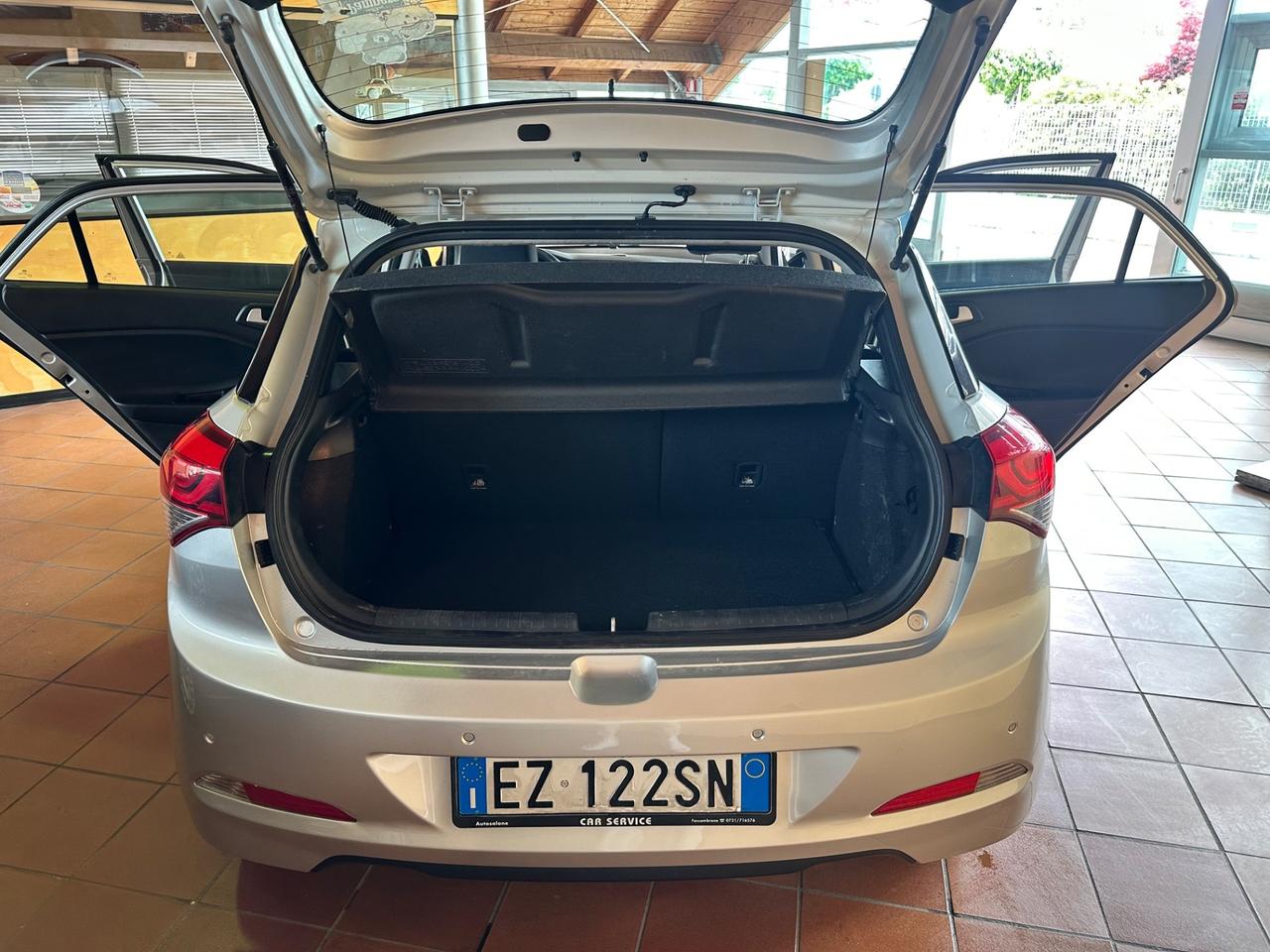 Hyundai i20 1.2 84 CV 5 porte Style GPL