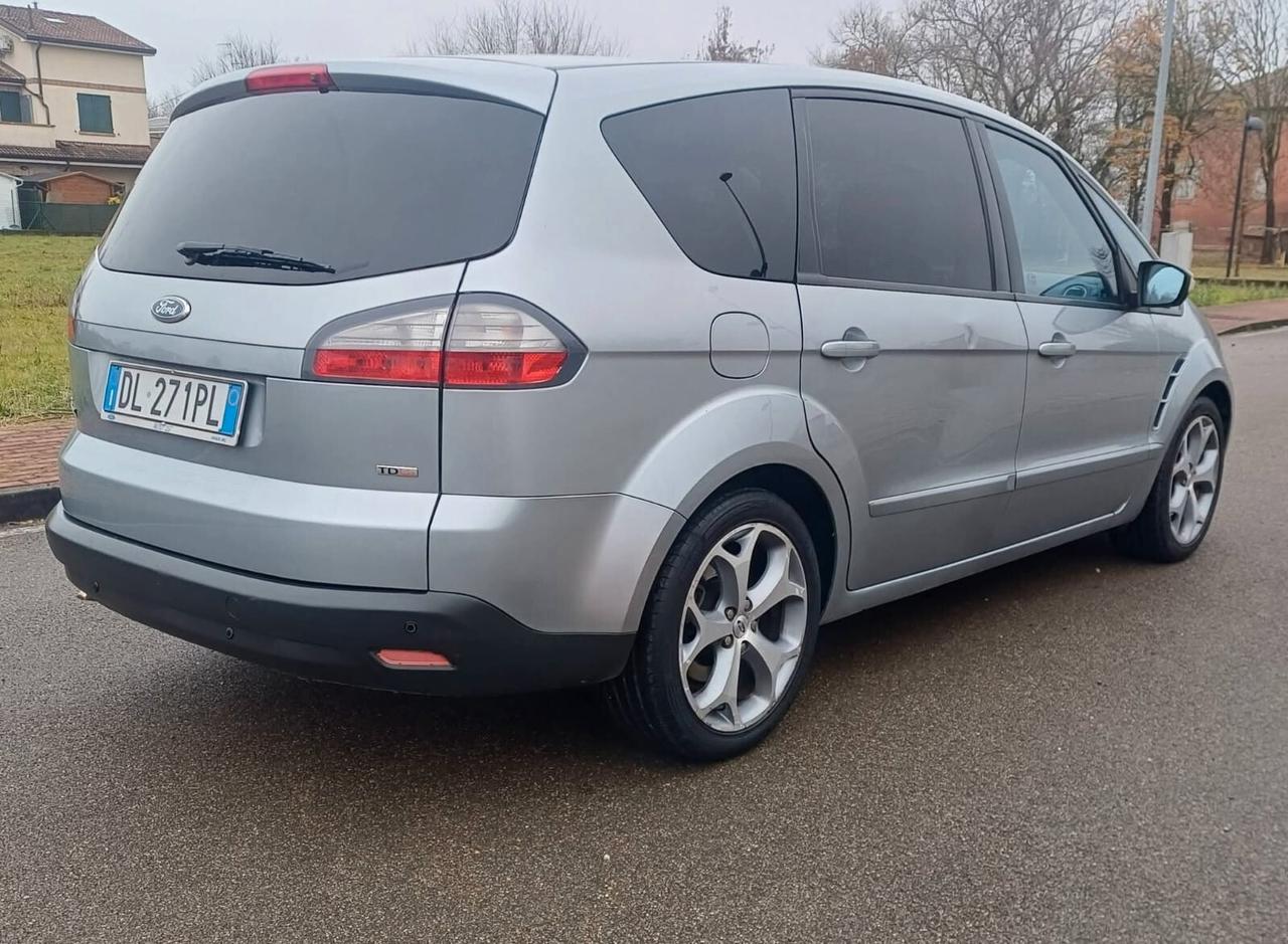 Ford S-Max 2.0 TDCi 130CV 6tr. Titanium DPF