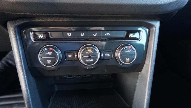 VOLKSWAGEN Tiguan 2.0 TDI 150 CV SCR DSG R-Line