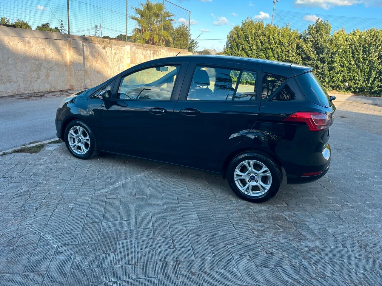 Ford B-Max 1.5 TDCi 75 CV Titanium NeoPatentati