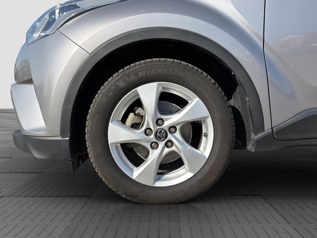 TOYOTA C-HR 1.2 Turbo Active