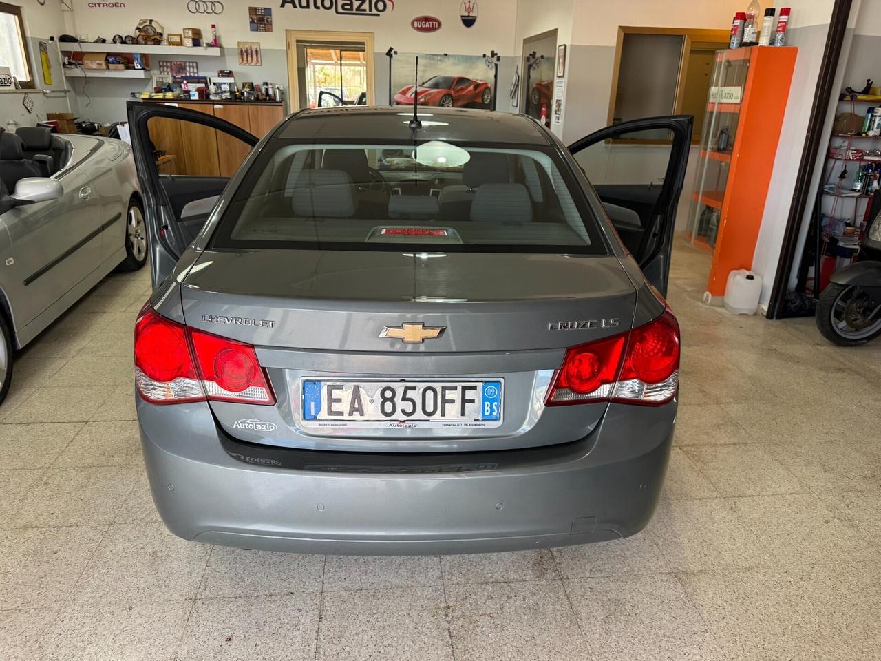 Chevrolet Cruze 1.6 cc. GPL Berlina LS OK NEOPATEN