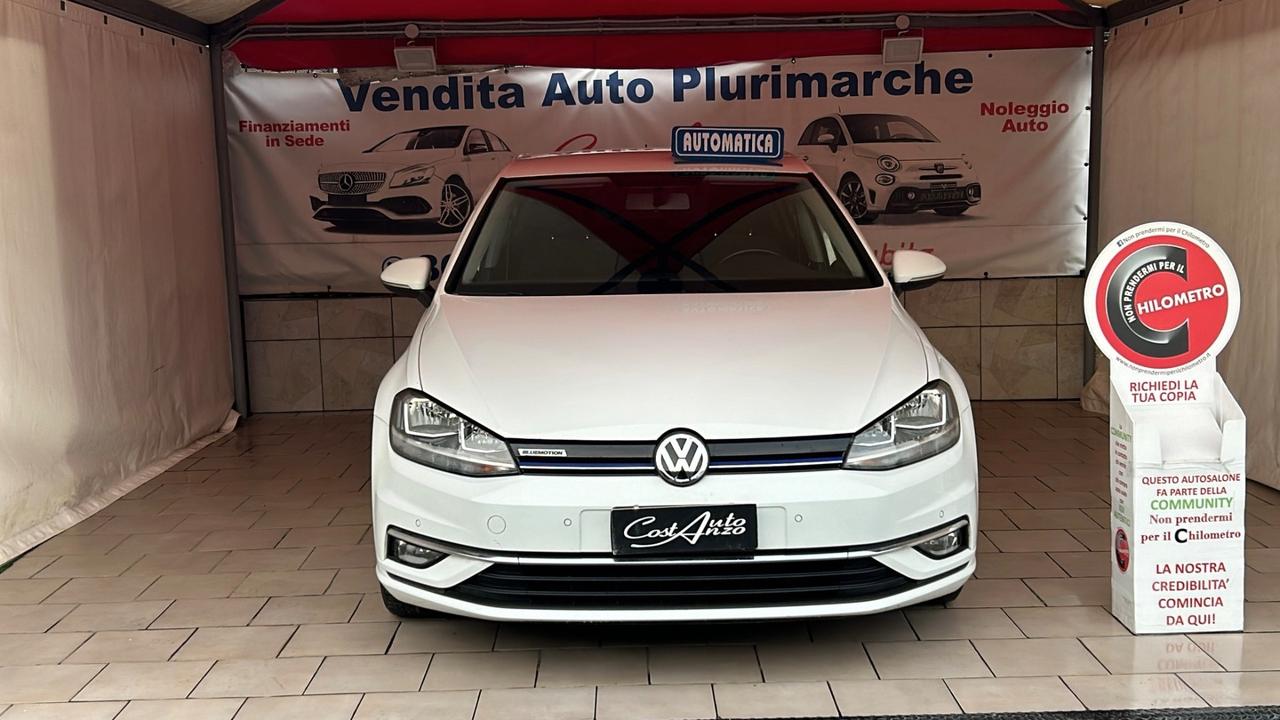 Volkswagen Golf 1.5 TGI DSG . Trendline BlueMotion Technology 2020