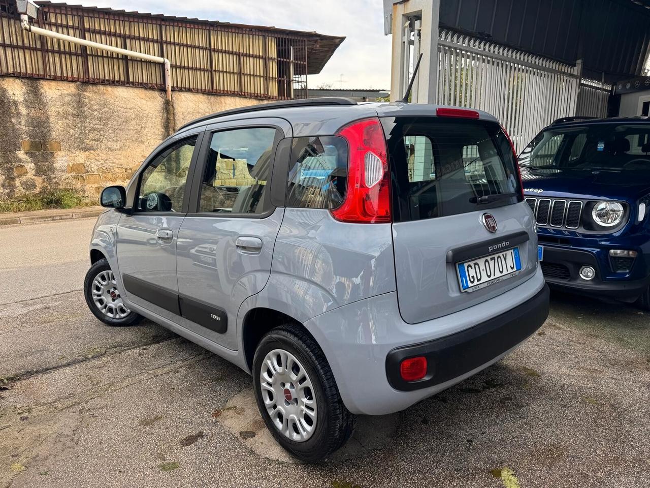 FIAT PANDA 1.2 69CV LOUNGE 2020