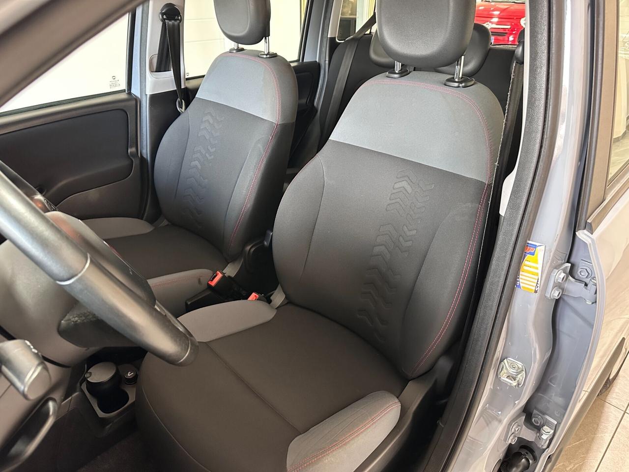 Fiat Panda 1.2 Lounge DA VETRINA – UNICO PRO