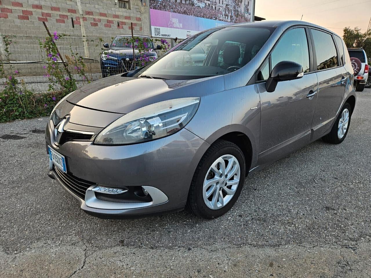 Renault Scenic XMod 1.5 dCi 95CV Limited