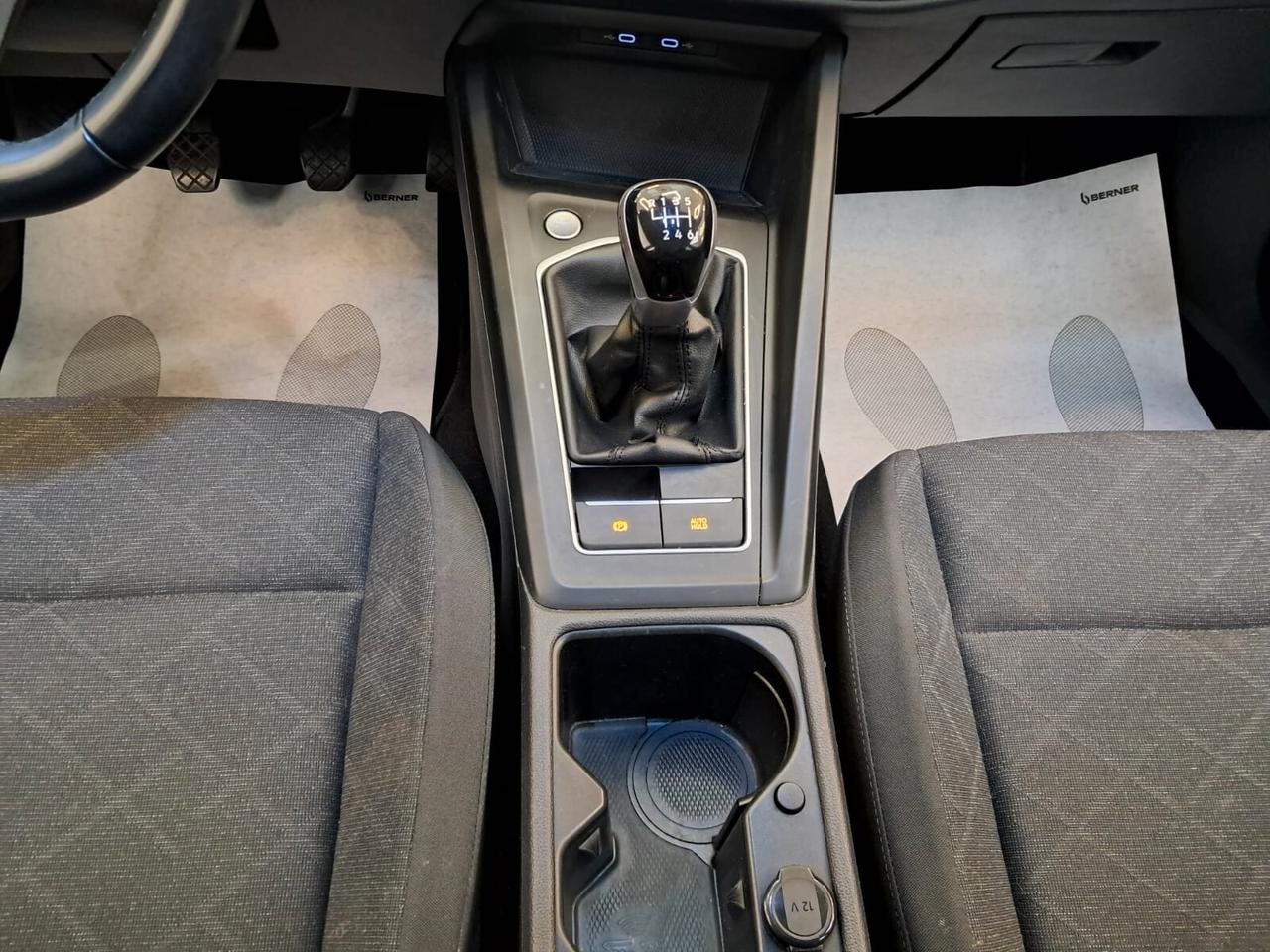 Volkswagen Golf, VIII 2021 1.0 tsi evo Life 110cv *IVA ESPOSTA*