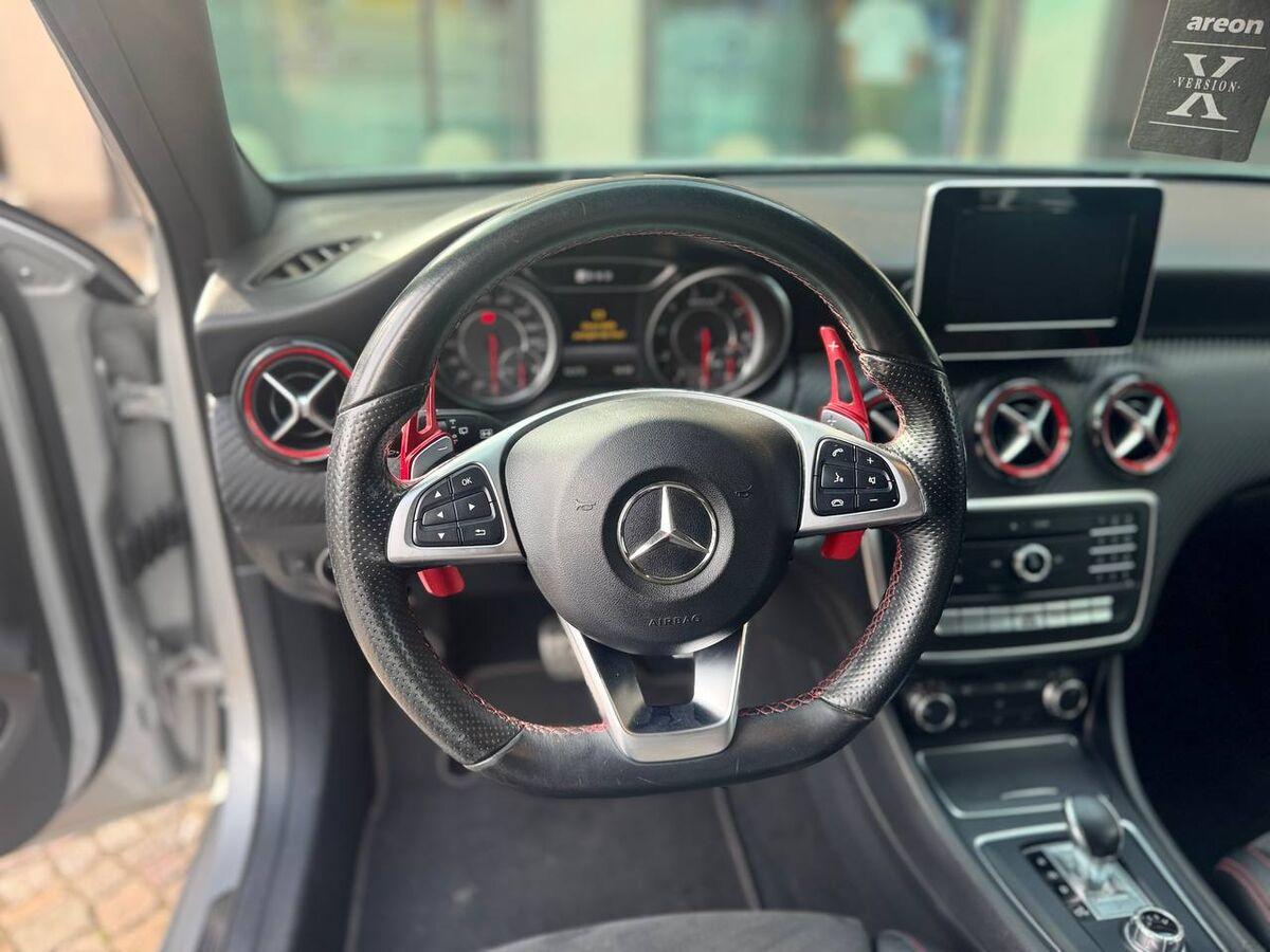 Mercedes Classe A AMG AMG 45 4matic 381cv auto my16