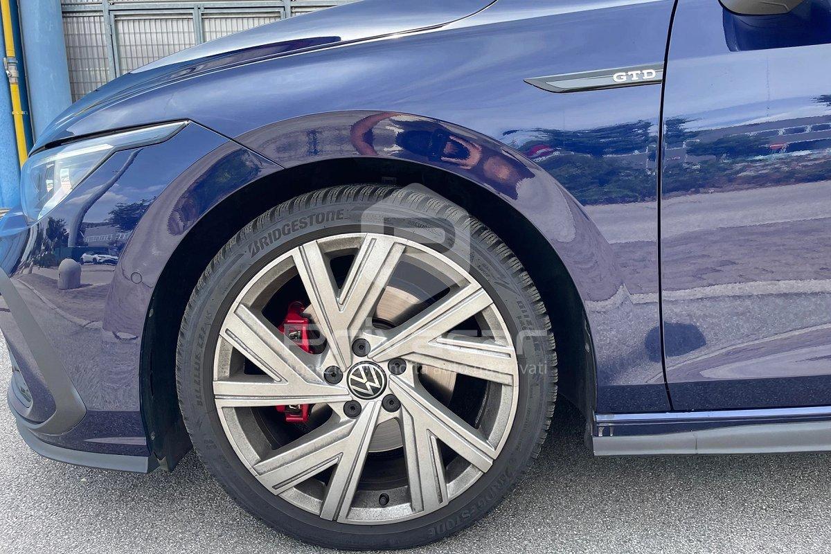 VOLKSWAGEN Golf 2.0 TDI DSG GTD