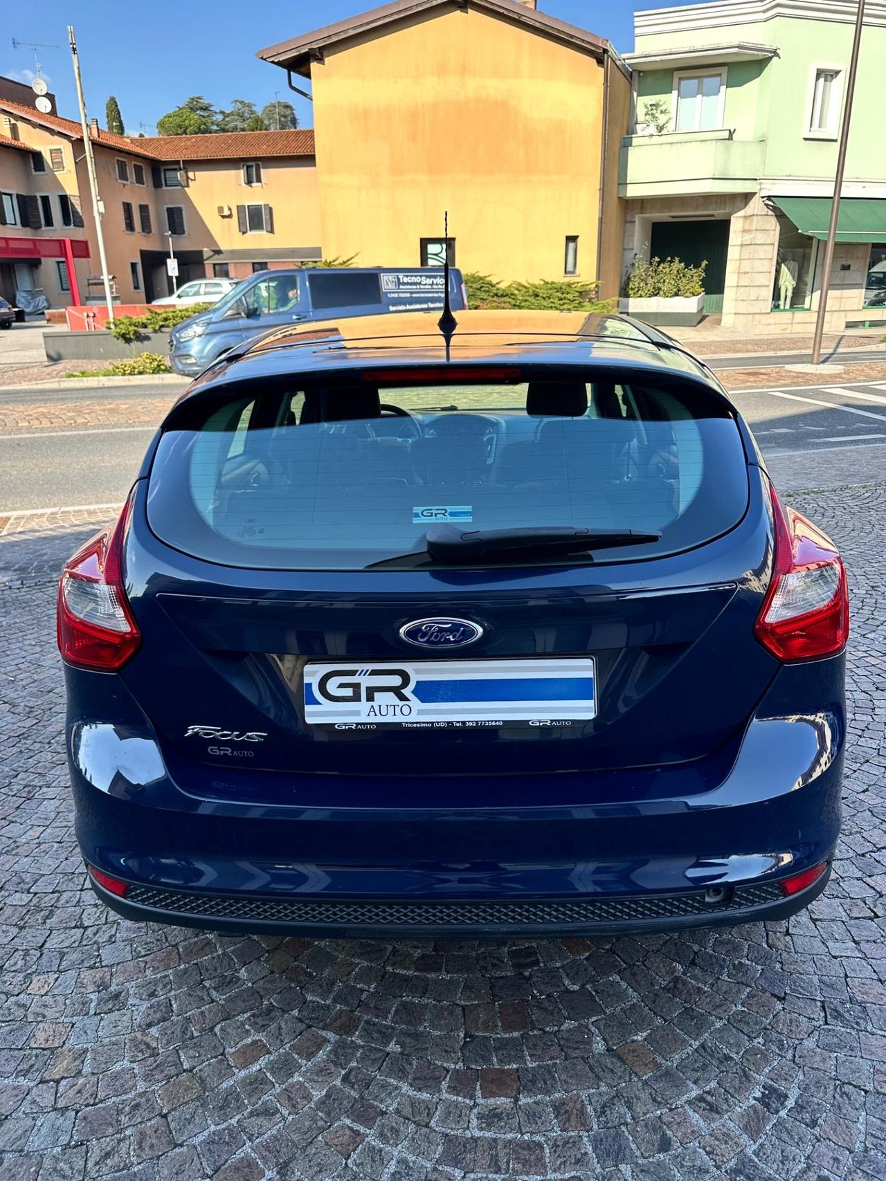 Ford Focus 1.6TDCi 95 CV Titanium -Neopatentati