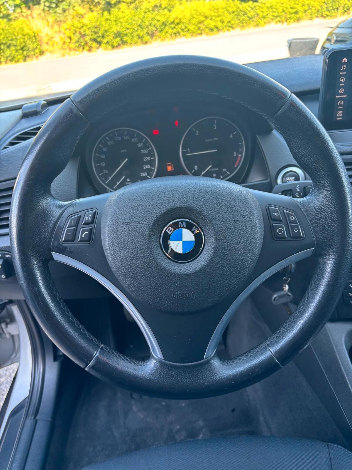 Bmw X1 sDrive18d Attiva