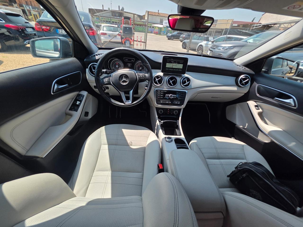 Mercedes-benz GLA 200 GLA 200 d Automatic Sport
