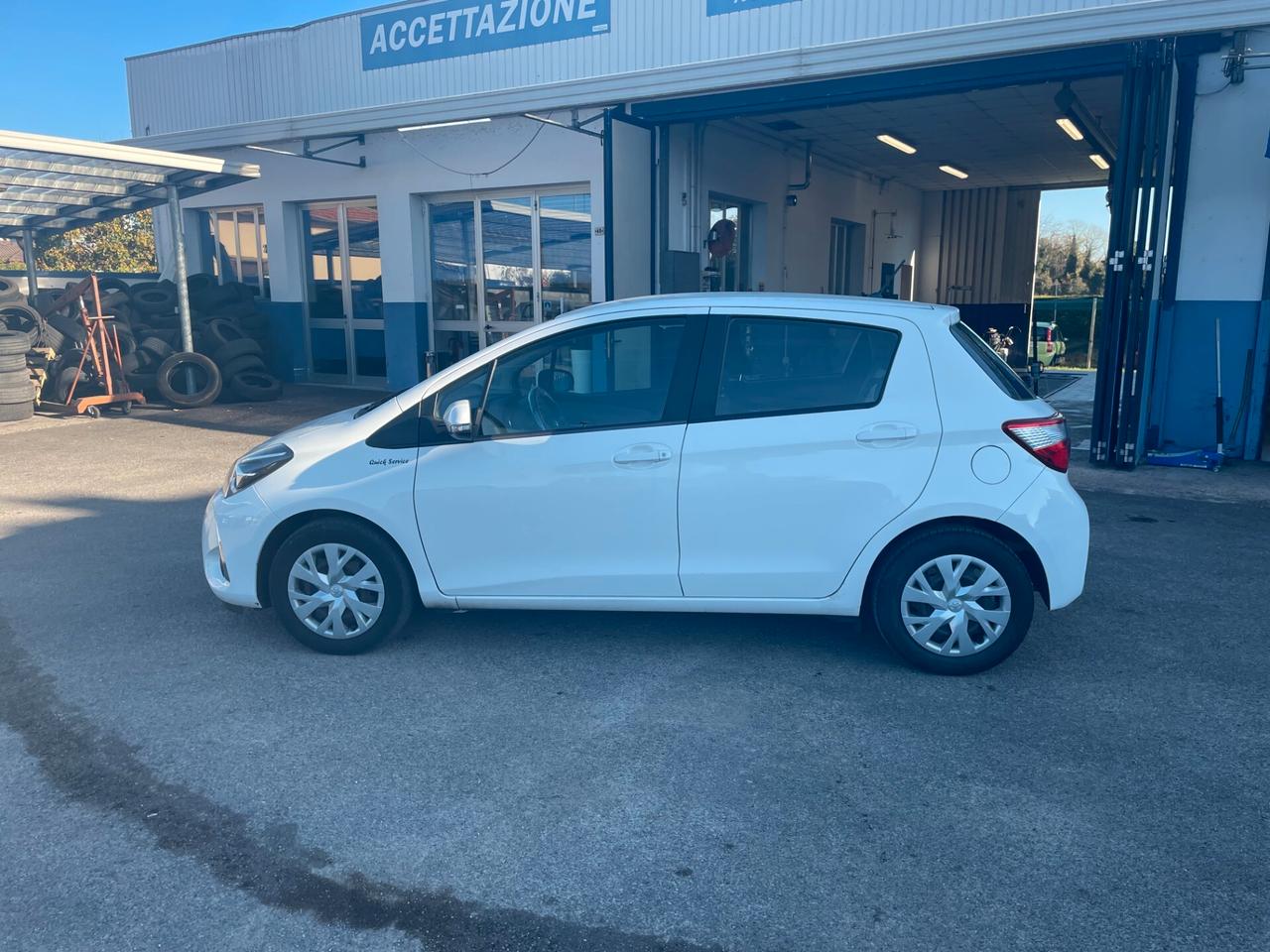 Toyota Yaris 1.0 5 porte