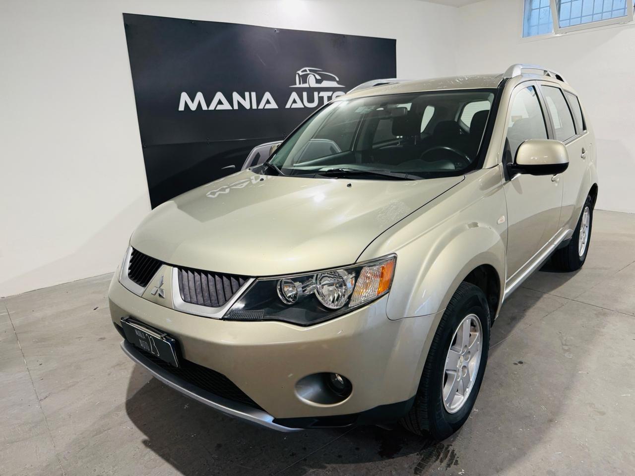 Mitsubishi Outlander 2.0 DI-D Intense DPF