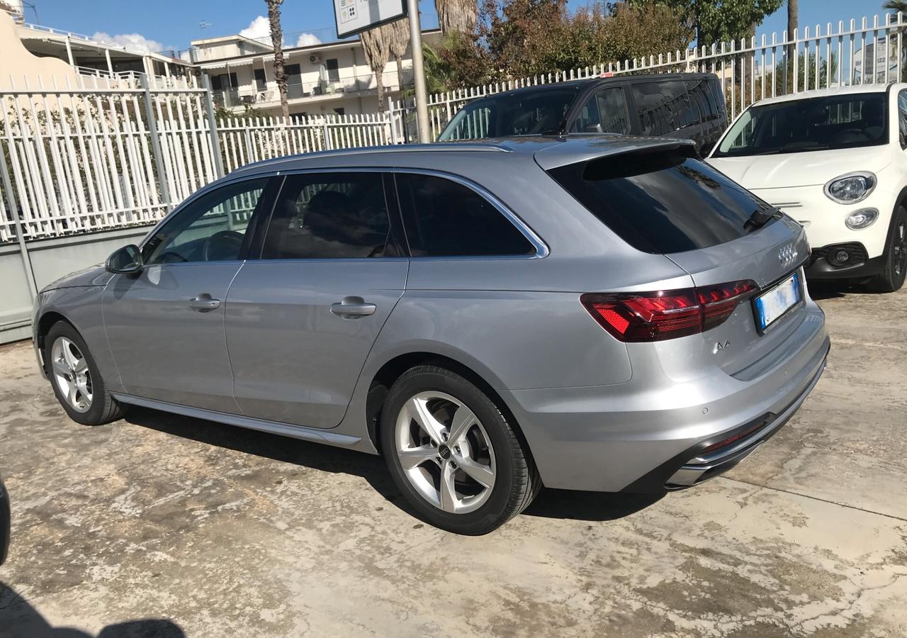 Audi A4 Avant 35 TDI/163 CV S tronic Business Advanced