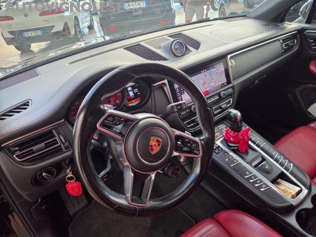 PORSCHE Macan 2.0 vettura con 39.000 euro di optional-Uniprop