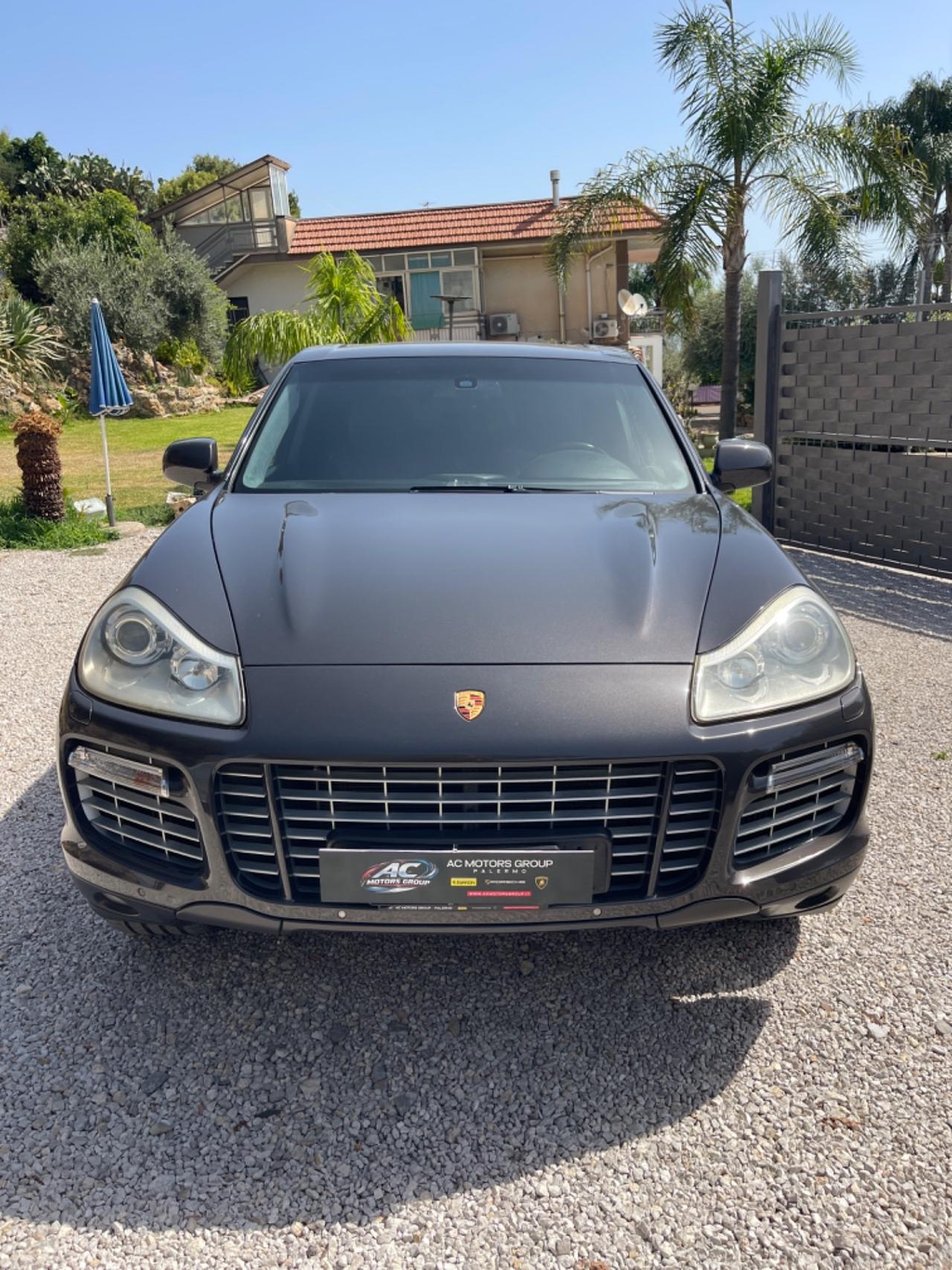 Porsche Cayenne 4.8 Turbo S